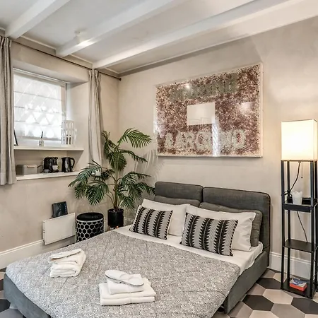 Ibernesi Luxury Home-2